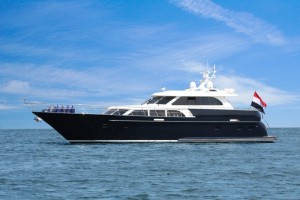 Continental I 20.00 Wheelhouse side sea